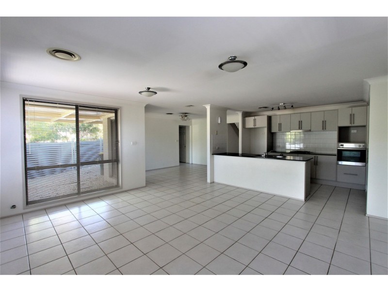 29 STANSMORE AVENUE, Prestons NSW 2170