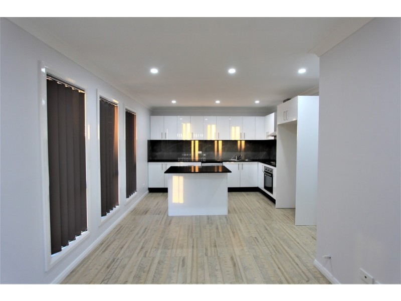 8a Broughton Street, Hinchinbrook NSW 2168