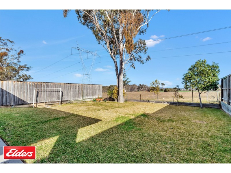 110 Northampton Drive, Glenfield NSW 2167