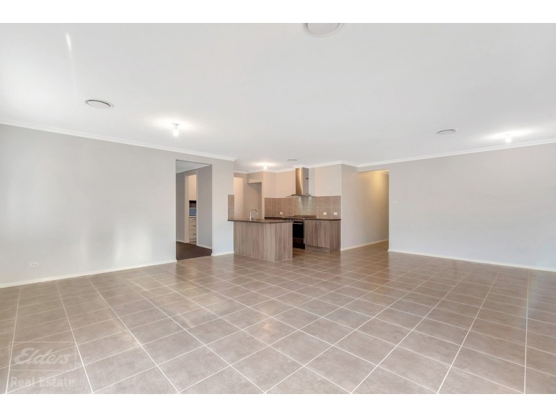 187 Stonecutters Drive, Colebee NSW 2761