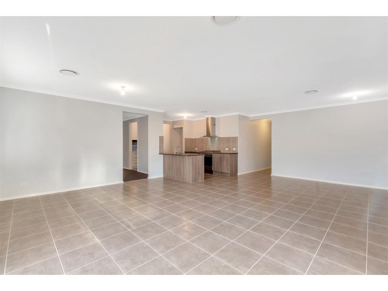 187 Stonecutters Drive, Colebee NSW 2761