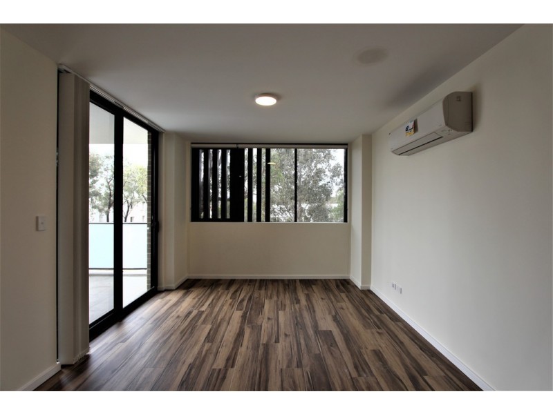 201/186 Moore Street, Liverpool NSW 2170