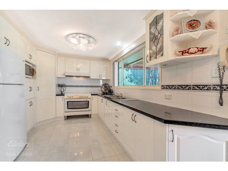 3 Queenscliff Drive, Woodbine NSW 2560