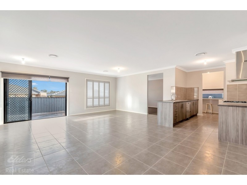 187 Stonecutters Drive, Colebee NSW 2761