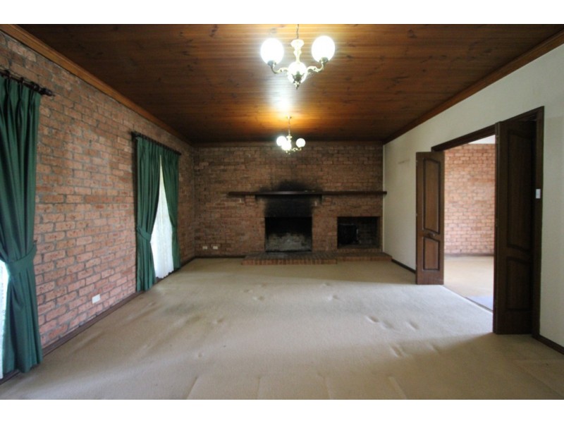 225 SEVENTH AVENUE, Austral NSW 2179