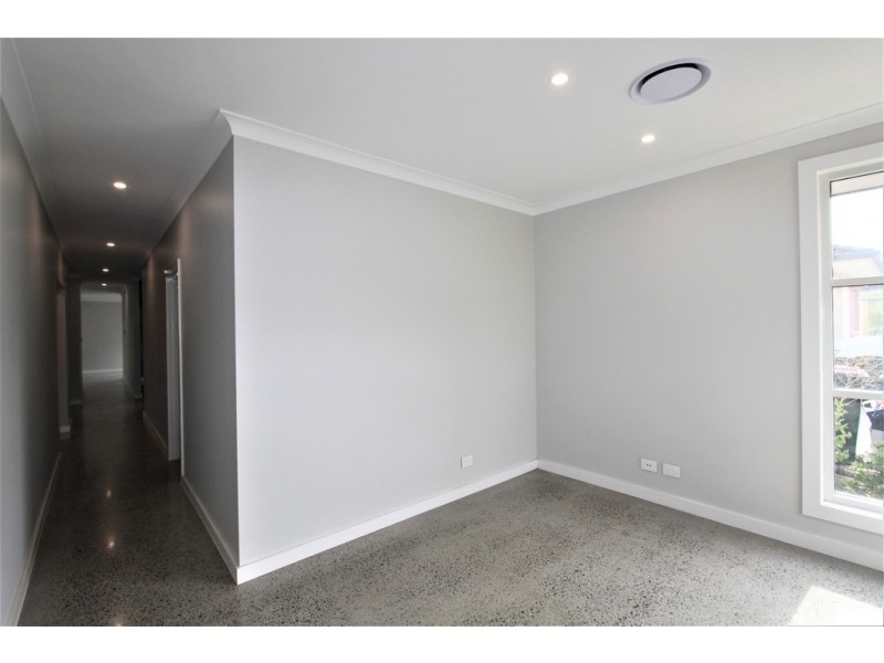 157 FLYNN AVENUE, Middleton Grange NSW 2171