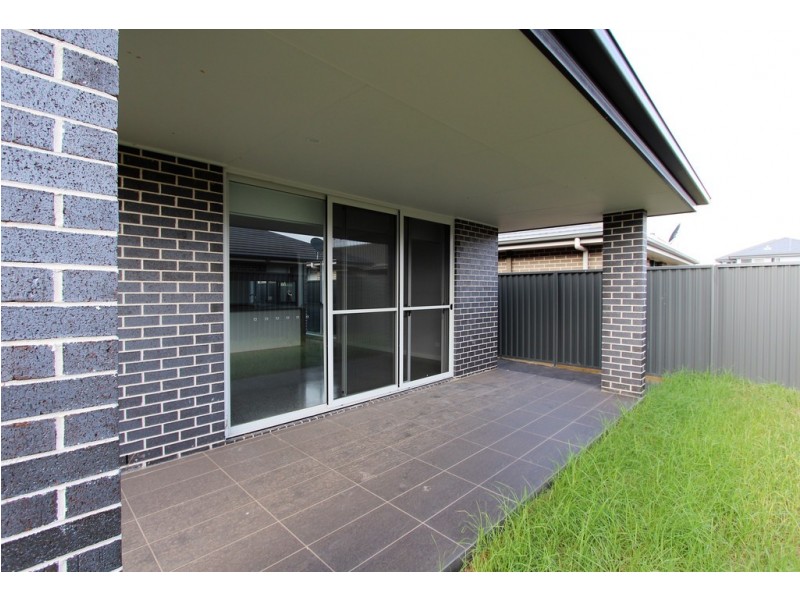 157 FLYNN AVENUE, Middleton Grange NSW 2171