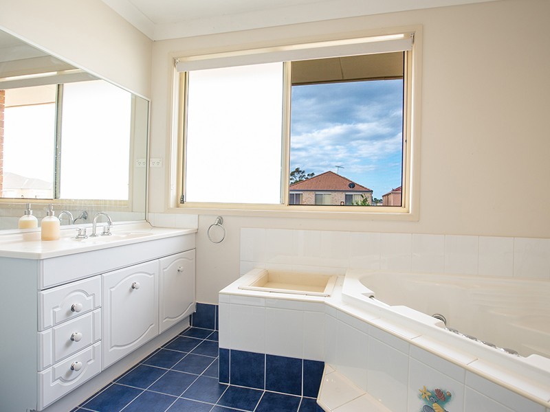 9 UMBRIA STREET, Prestons NSW 2170