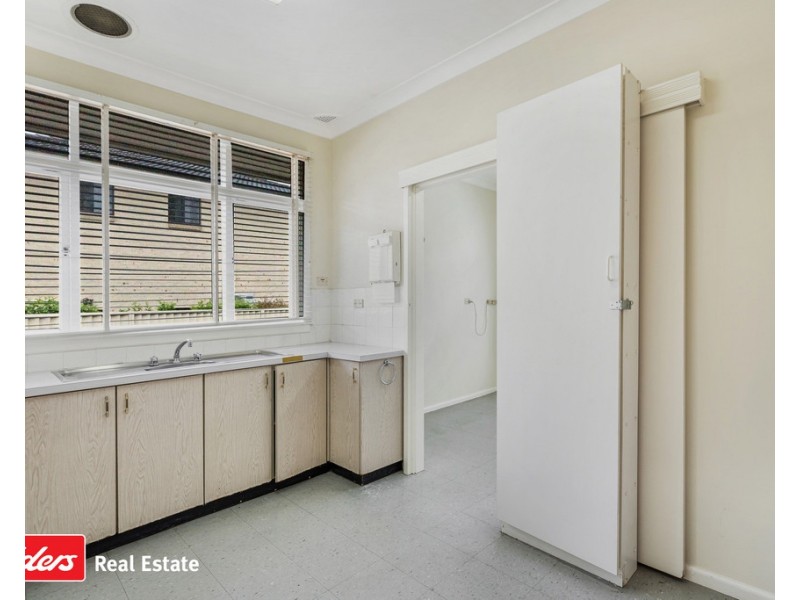 11 Roslyn Street, Liverpool NSW 2170