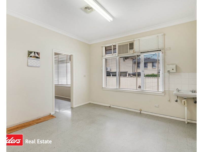 11 Roslyn Street, Liverpool NSW 2170