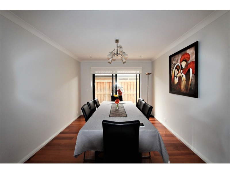 96 Northampton Drive, Glenfield NSW 2167