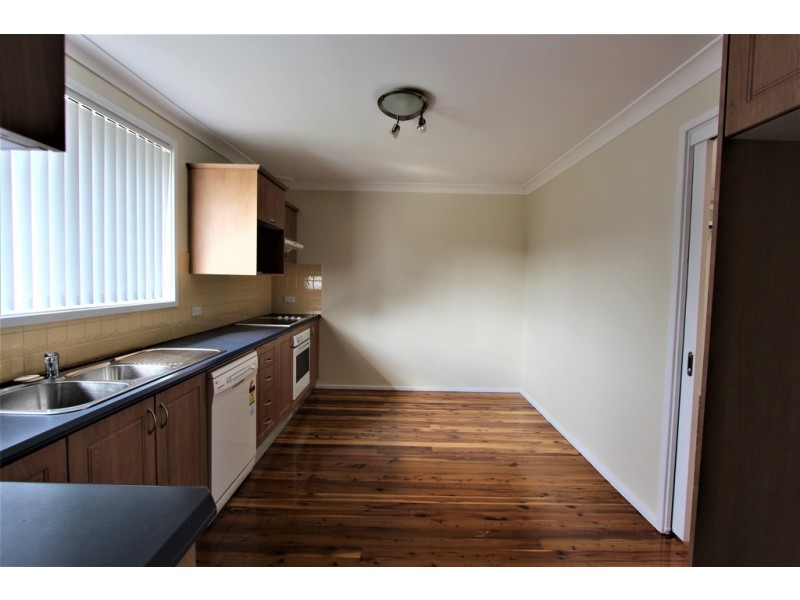 26 Woodland Crescent, Narellan NSW 2567