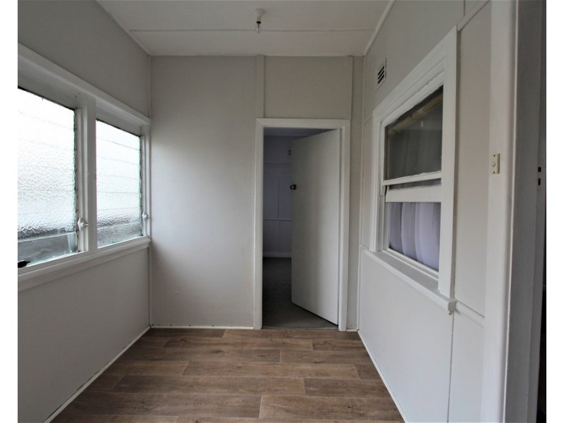 87 Harris Street, Fairfield NSW 2165