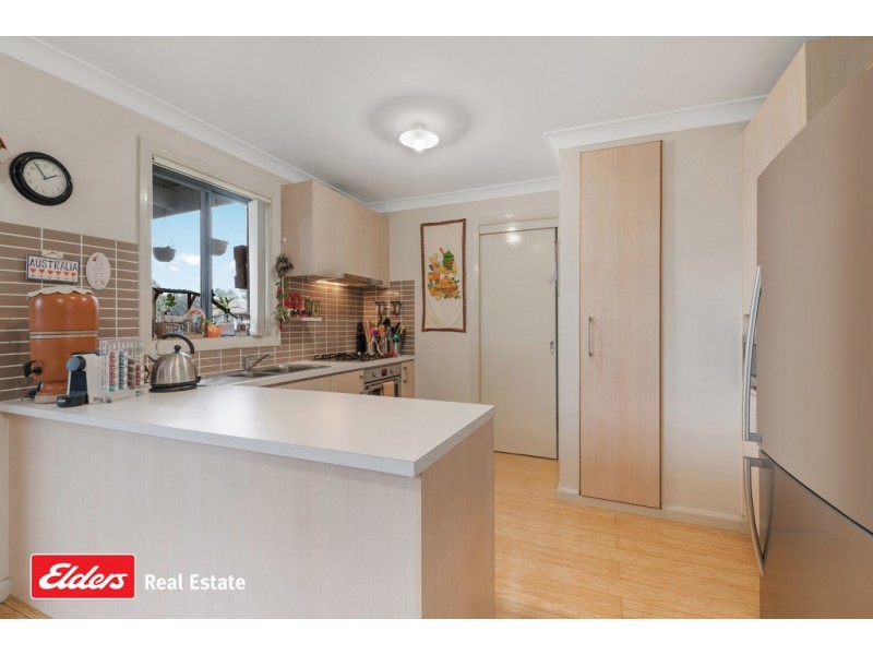 7 Northampton Drive, Glenfield NSW 2167