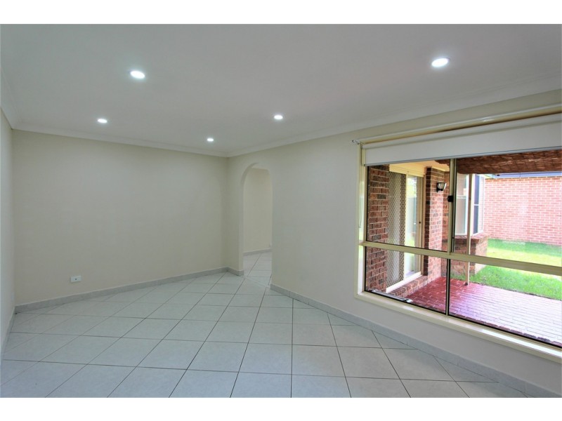 13 Nimbin Avenue, Hoxton Park NSW 2171