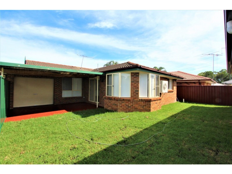 13 Nimbin Avenue, Hoxton Park NSW 2171