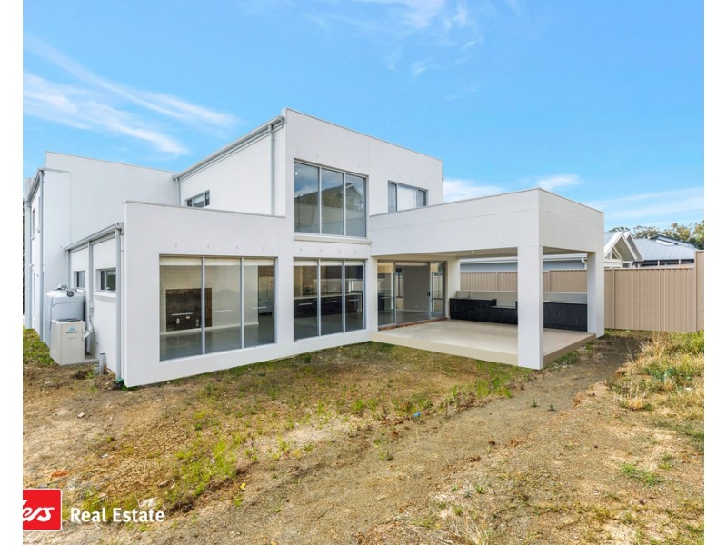 9 Entwistle Crescent, Harrington Park NSW 2567