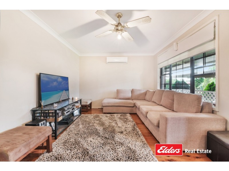 7 Faust Glen, St Clair NSW 2759