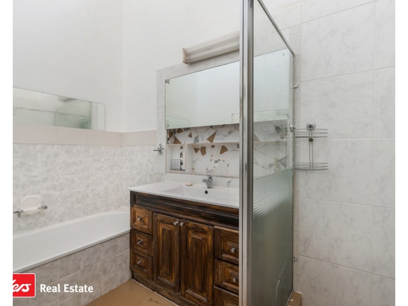 78 Congressional Drive, Liverpool NSW 2170