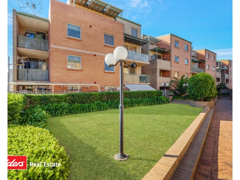 32/100 Terminus Street, Liverpool NSW 2170