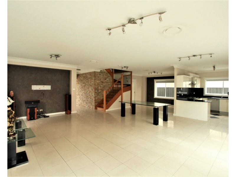 14 PALACE COURT, Cecil Hills NSW 2171