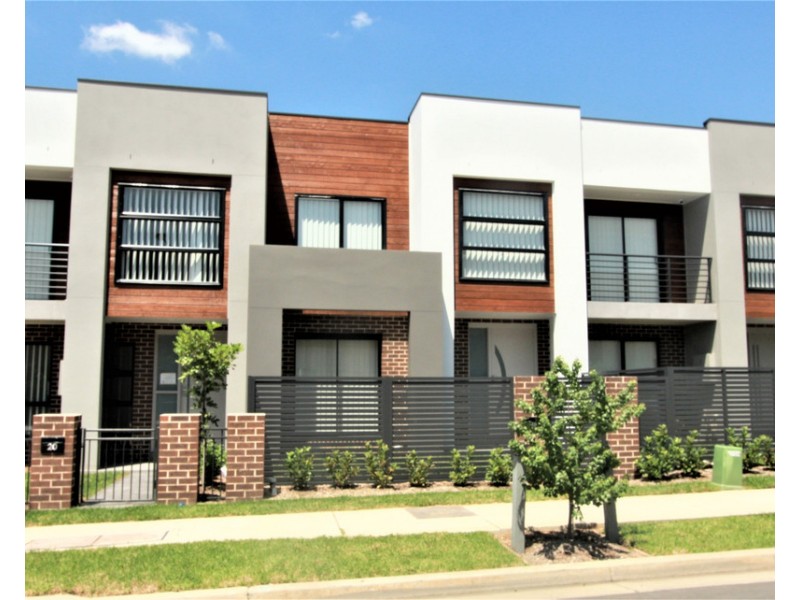 18 PODIUM WAY, Oran Park NSW 2570