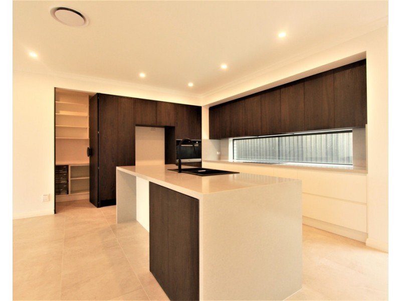 83 LEPPINGTON HOUSE DRIVE, Denham Court NSW 2565