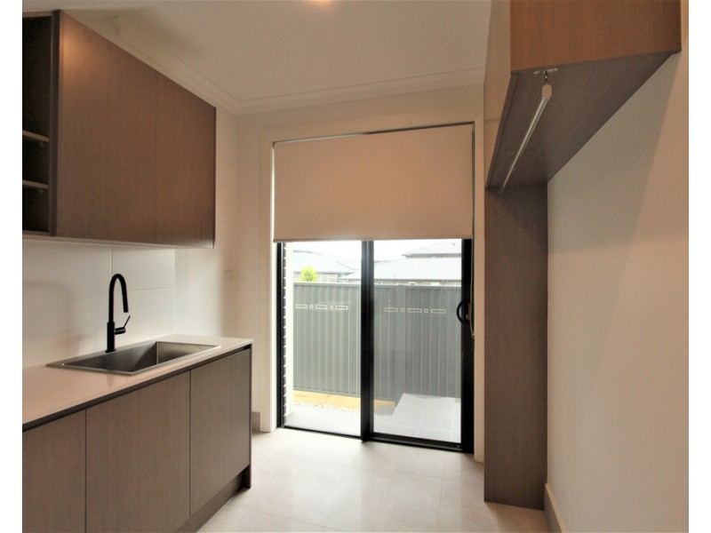 83 LEPPINGTON HOUSE DRIVE, Denham Court NSW 2565