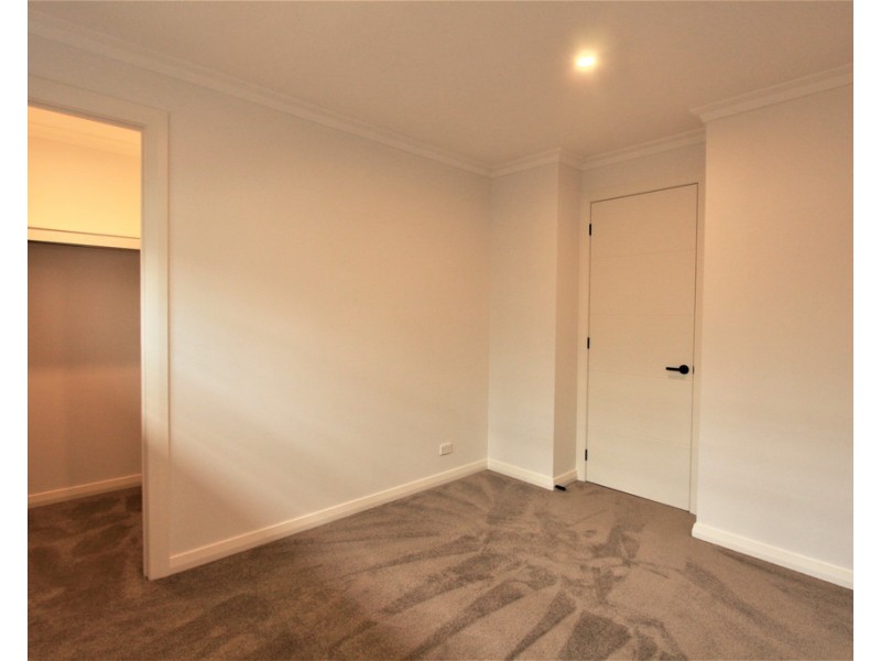 83 LEPPINGTON HOUSE DRIVE, Denham Court NSW 2565