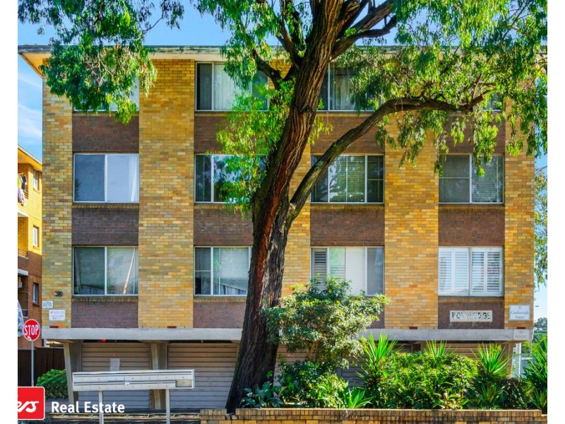2/37 Castlereagh Street, Liverpool NSW 2170