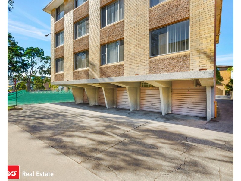 2/37 Castlereagh Street, Liverpool NSW 2170