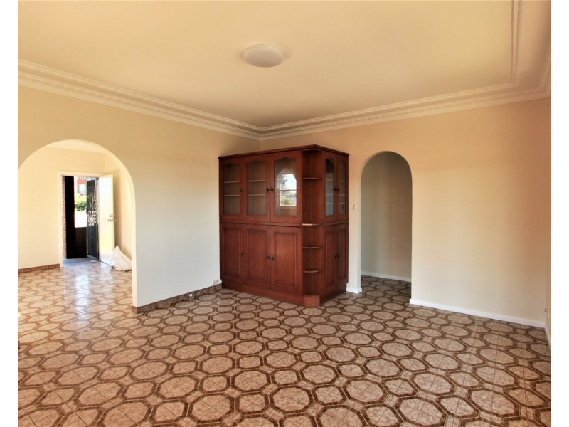 84 Meadows Road, Mount Pritchard NSW 2170