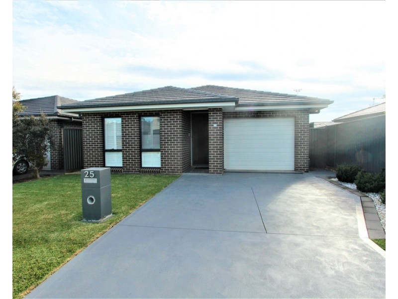 25 CARNELIAN STREET, Leppington NSW 2179