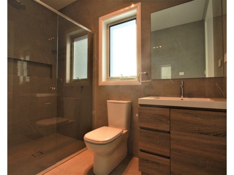 32A Bernier Way, Green Valley NSW 2168