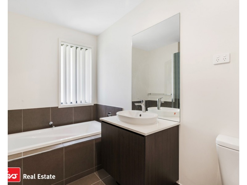 63 FAIRBROTHER AVENUE, Denham Court NSW 2565