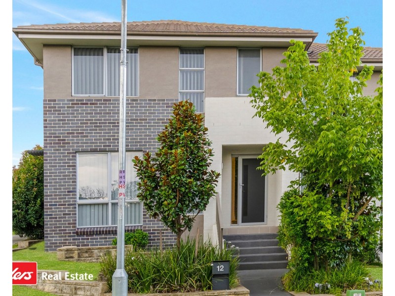 12 Hebe Terrace, Glenfield NSW 2167