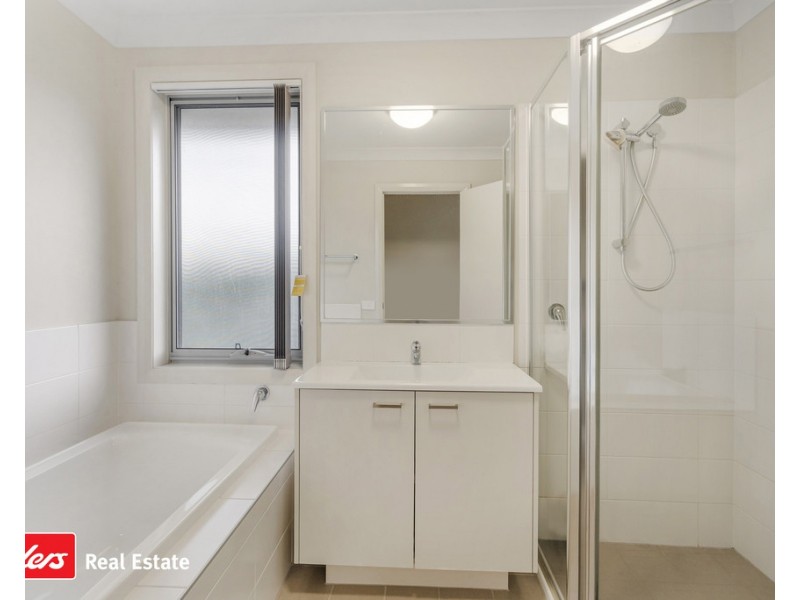 12 Hebe Terrace, Glenfield NSW 2167