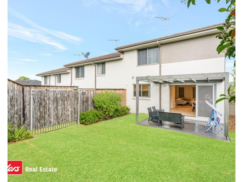 12 Hebe Terrace, Glenfield NSW 2167