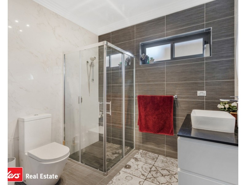 172 Kendall Drive, Casula NSW 2170