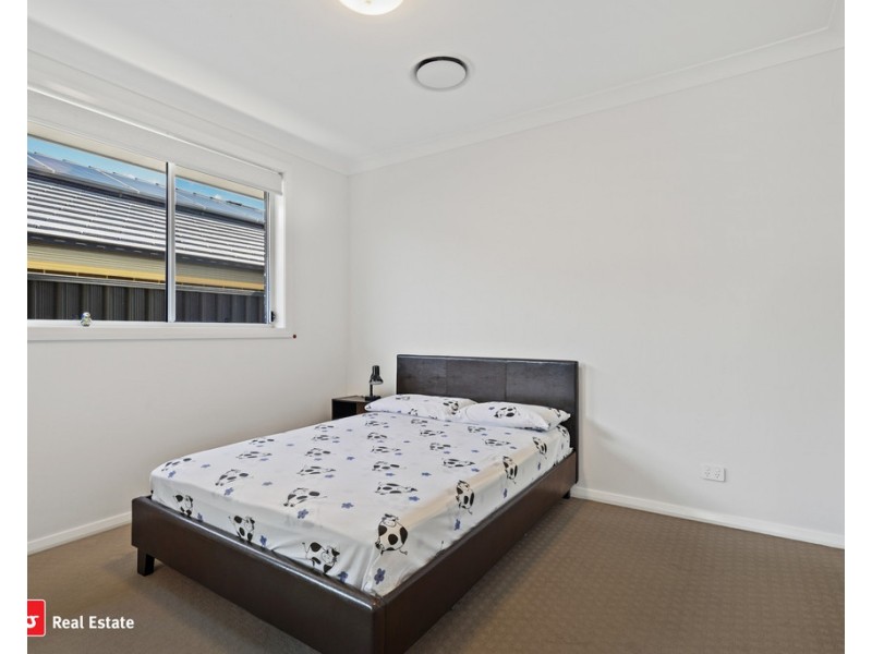 17 SUNSTONE WAY, Leppington NSW 2179