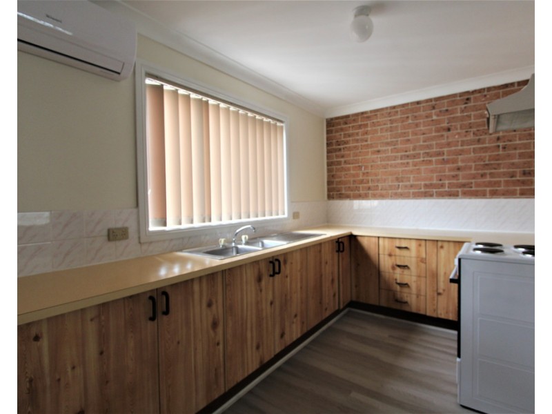 7/7 Susan Place, Minto NSW 2566