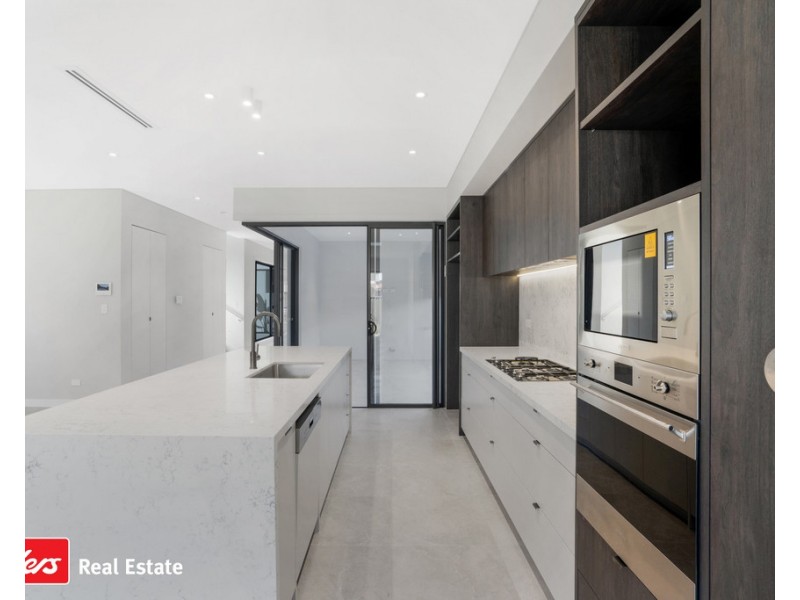 11B Nuwarra Road, Chipping Norton NSW 2170