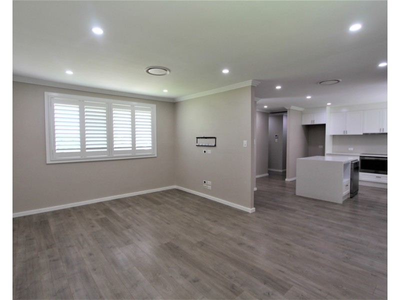 5 KAREN COURT, Cranebrook NSW 2749