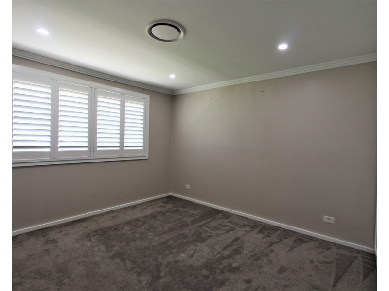 5 KAREN COURT, Cranebrook NSW 2749