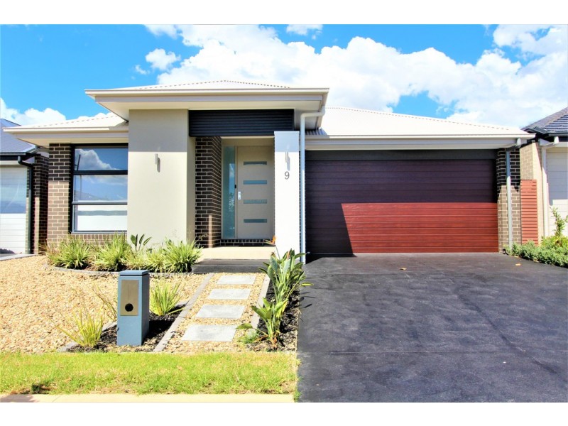 9 SEABORN AVENUE, Oran Park NSW 2570