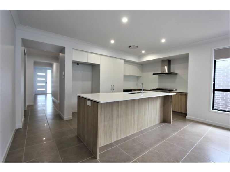 9 SEABORN AVENUE, Oran Park NSW 2570