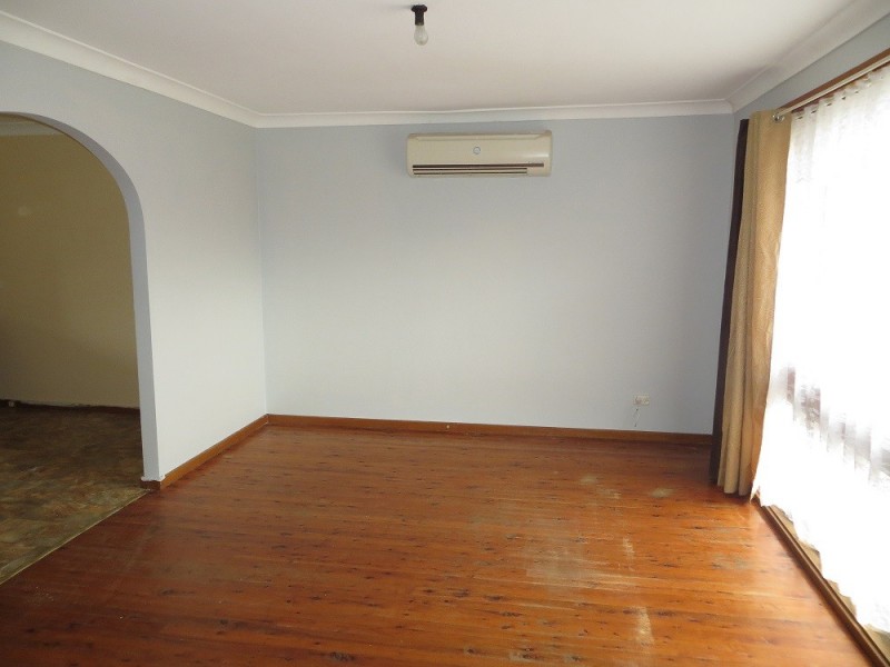 13 Dotterel Place, Ingleburn NSW 2565