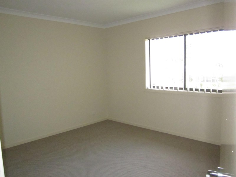 15 Redpa Close, West Hoxton NSW 2171