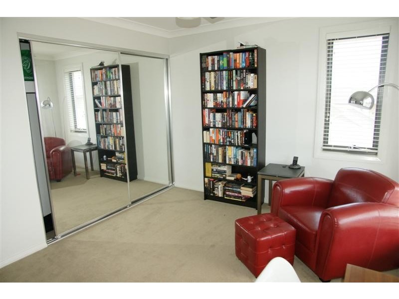 10 Mariner Street, Glenfield NSW 2167