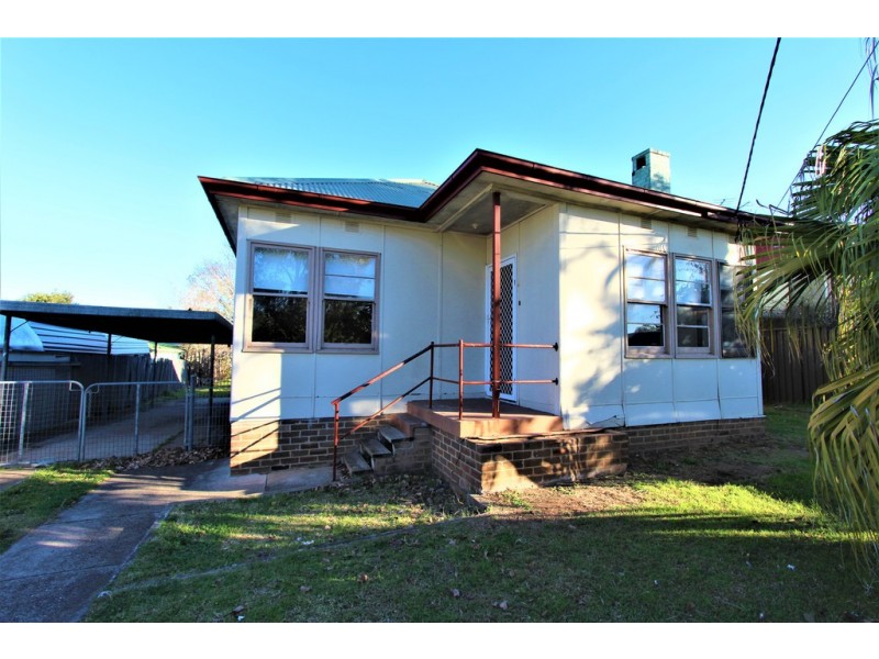 206 Moore Street, Liverpool NSW 2170